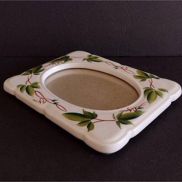 Vintage Ceramic 7" X 9" Frame Hand Painted Leaf Green Ivy Design Oval Photo - Picture 2 of 5